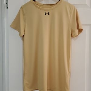 NWT UNDER ARMOUR HEAT MEDIUM GEAR SHIRT